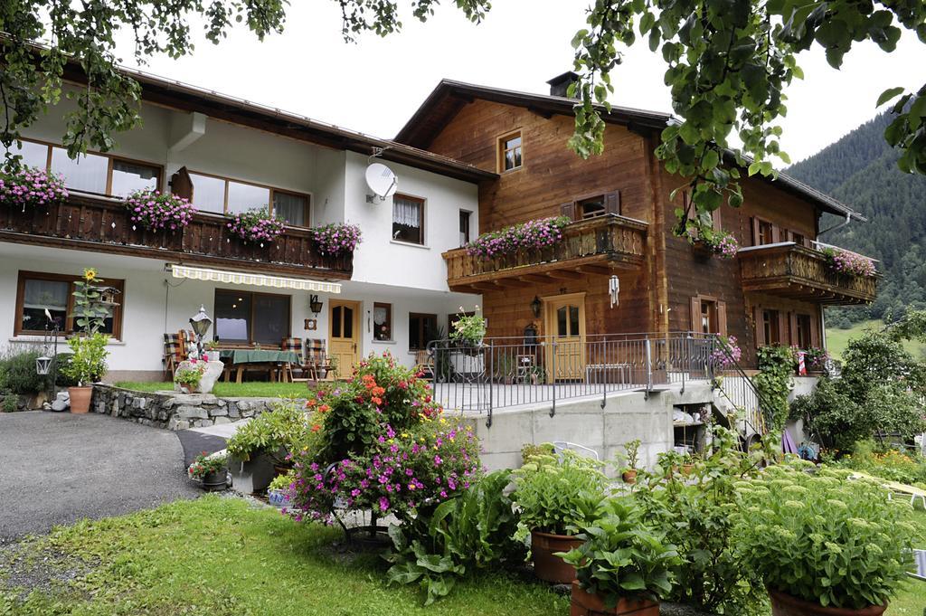 Haus Schoenlechner Gaschurn Luaran gambar